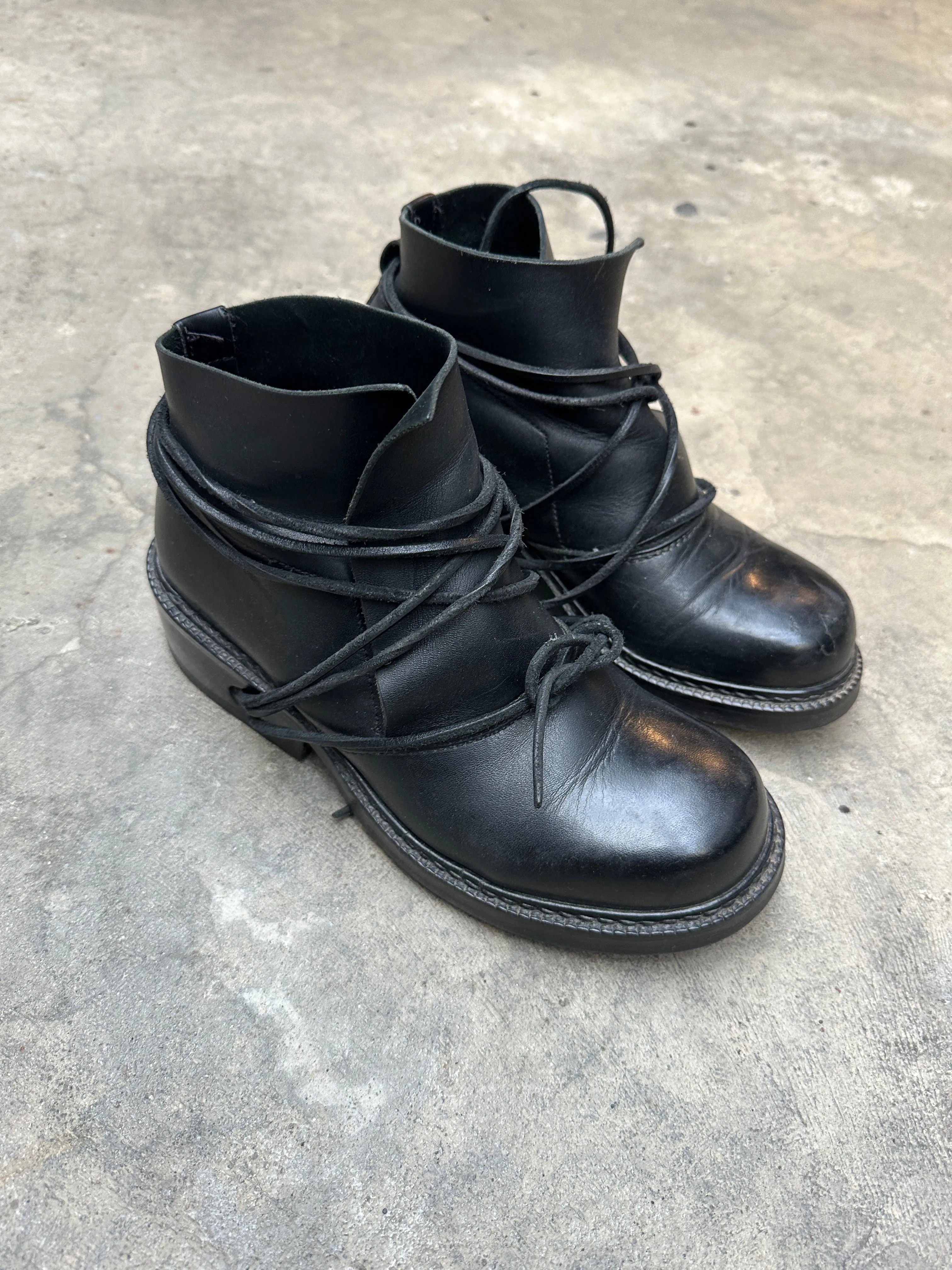 1990s Dirk Bikkembergs lace trough heel