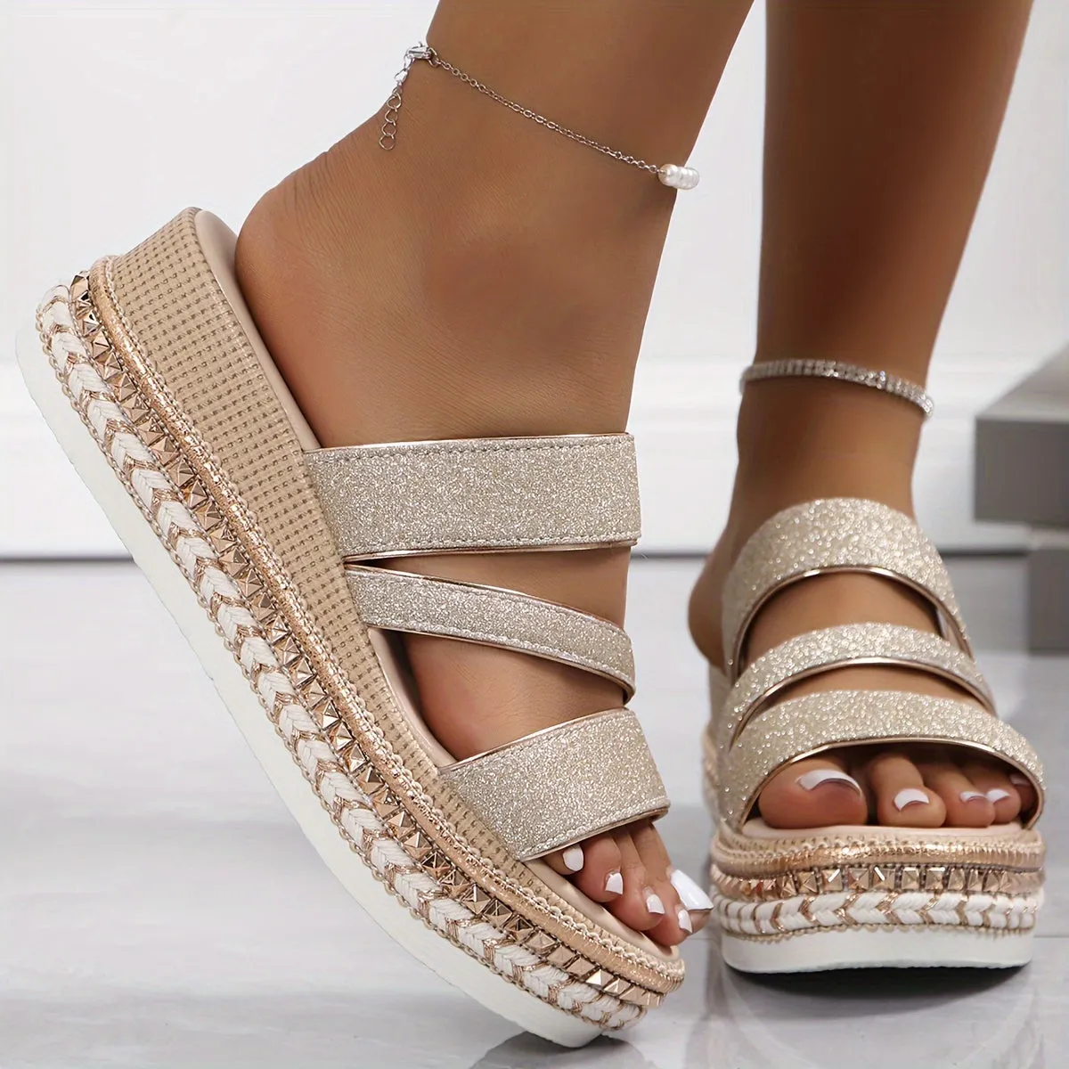 LINDY | Comfortable Spring Sandals