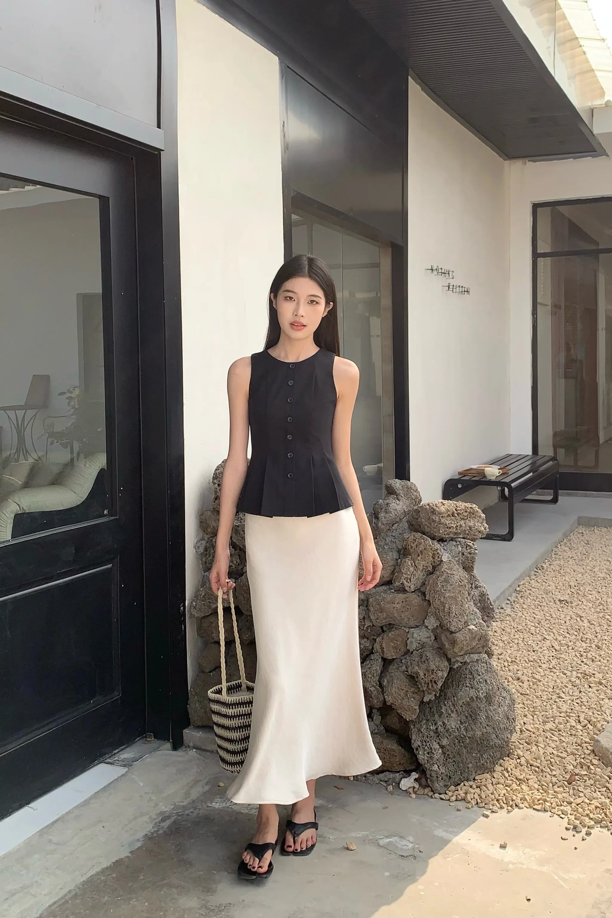 Livia Pleated Sleeveless Blouse Black
