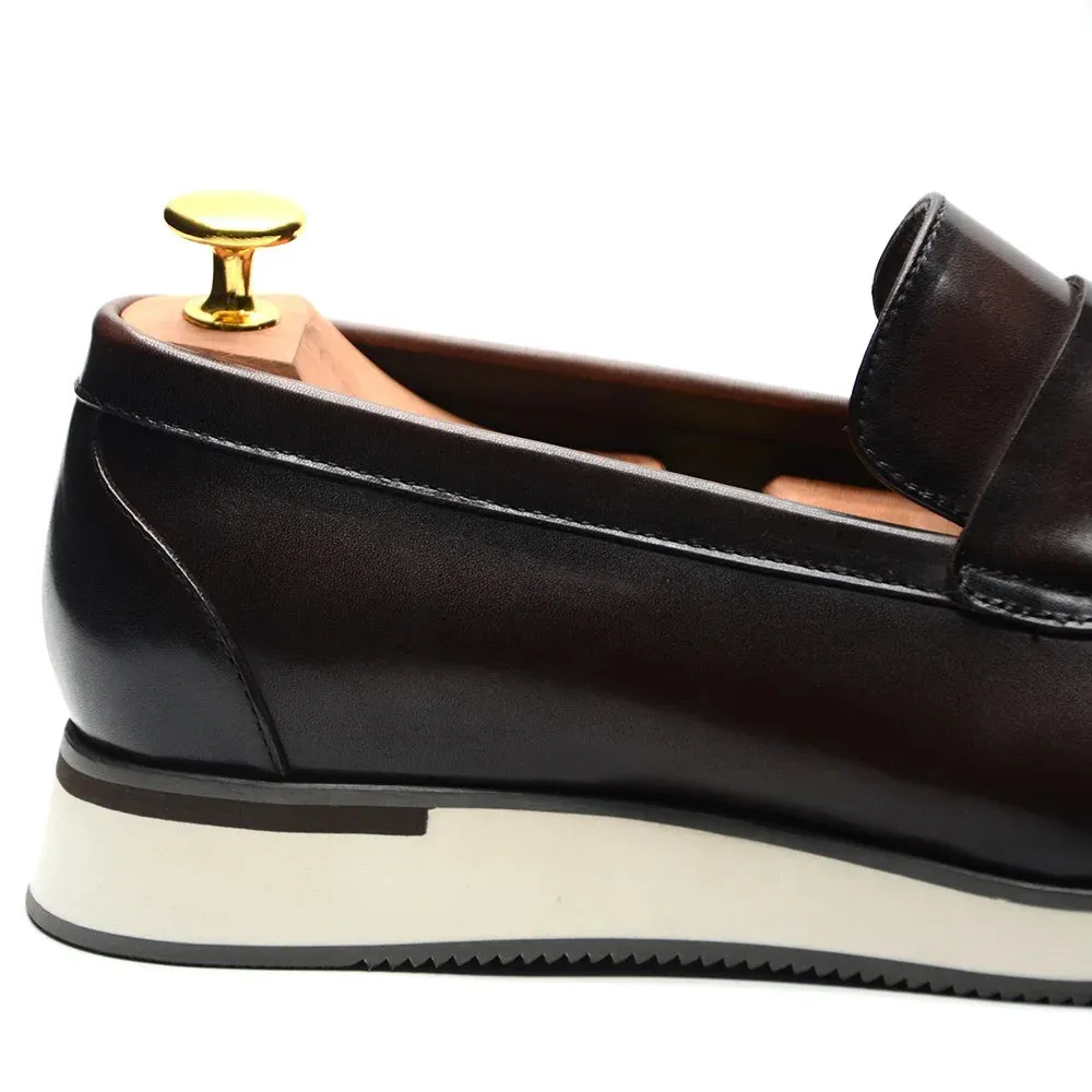 Premium-Lederturnschuhe von LederMeister