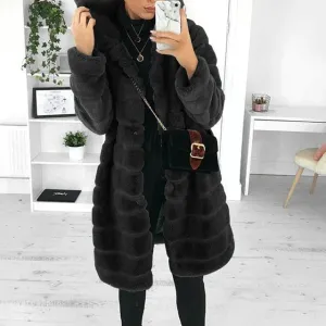 Warm hooded winter coat by Agna