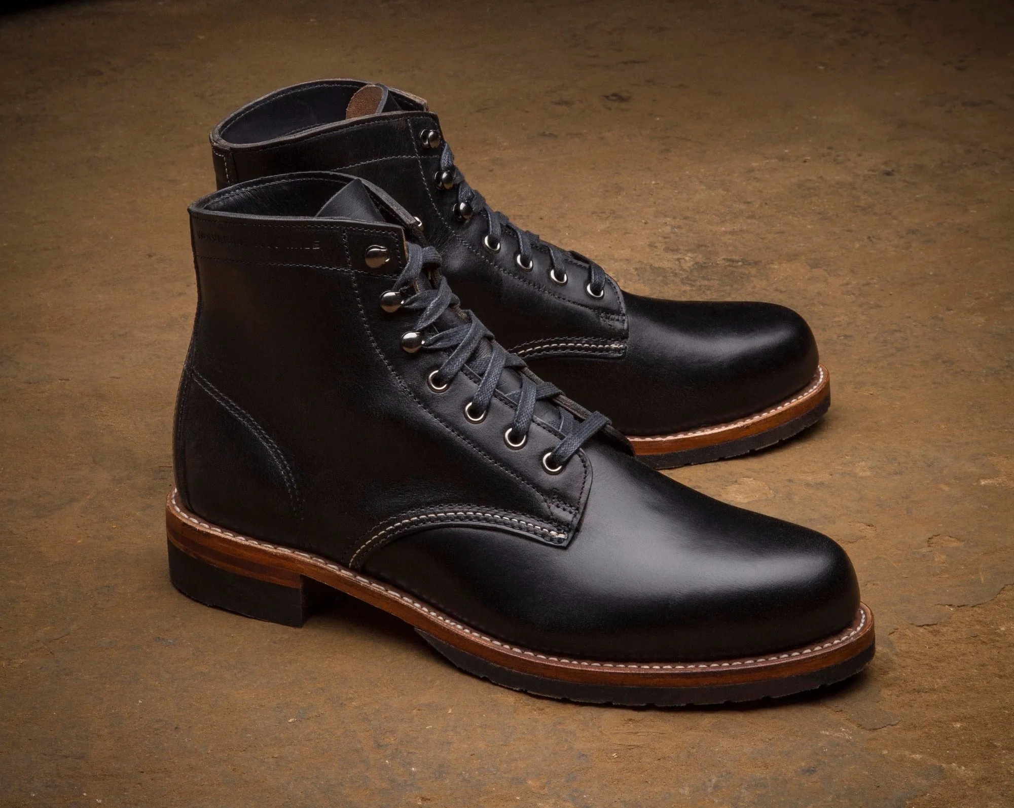 【Wolverine 1000 Mile】新版大底 黑色／Plain-Toe Classic Boot
