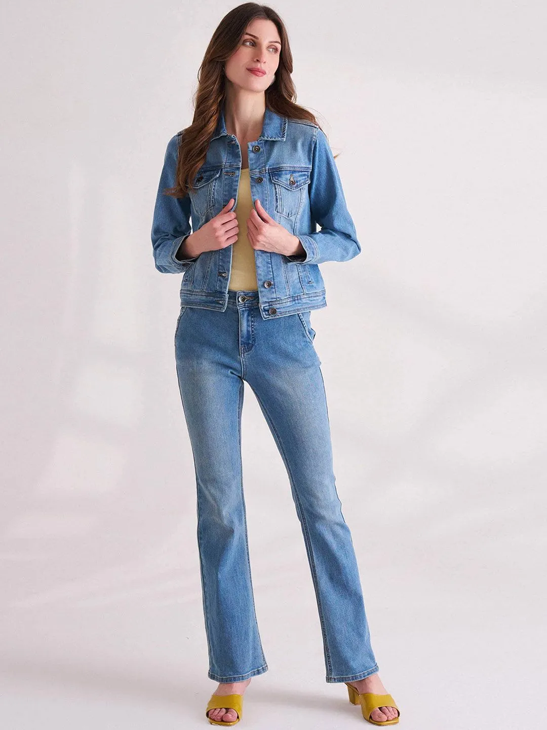 Women Light Blue Washed Spread Collar Denim Jacket