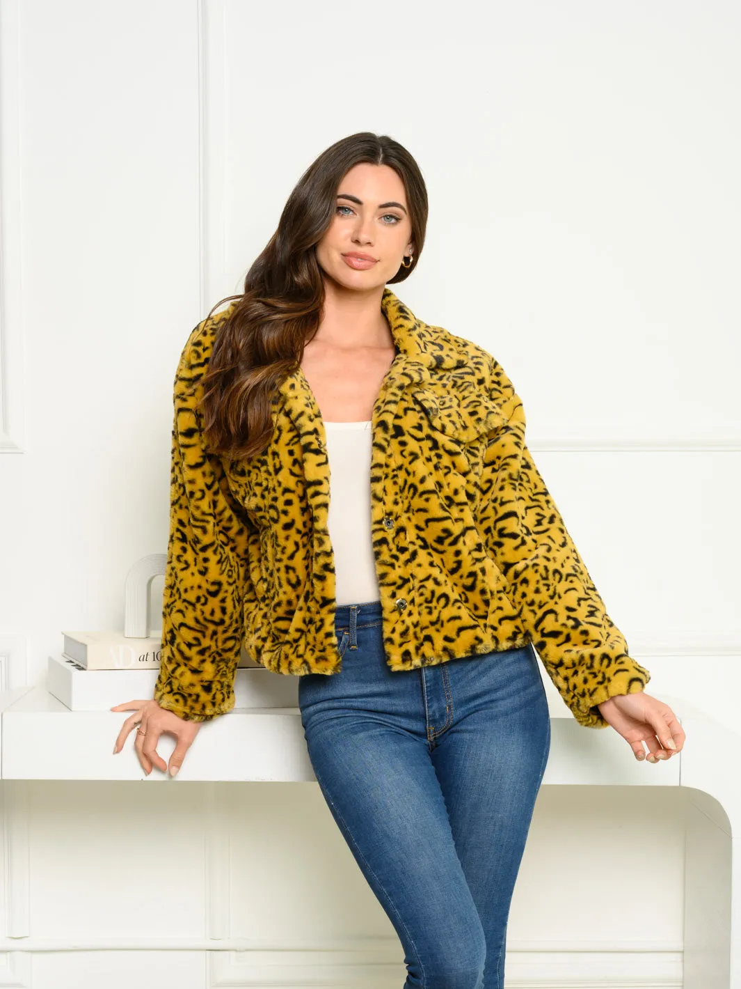 WOMEN'S LONG SLEEVE ANIMAL PRINT FUZZY BUTTON UP JACKET